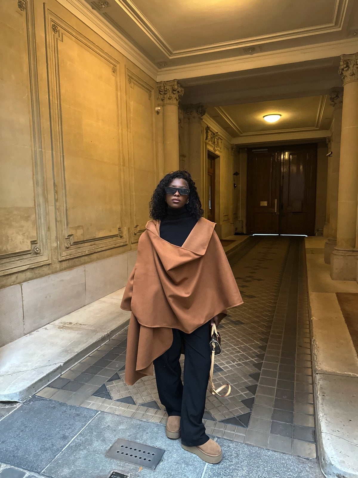 Poncho Nayra Camel